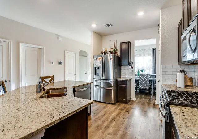 5th image of 268 Cuban Emerald, San Antonio, TX 78253 | MLS# 1960252