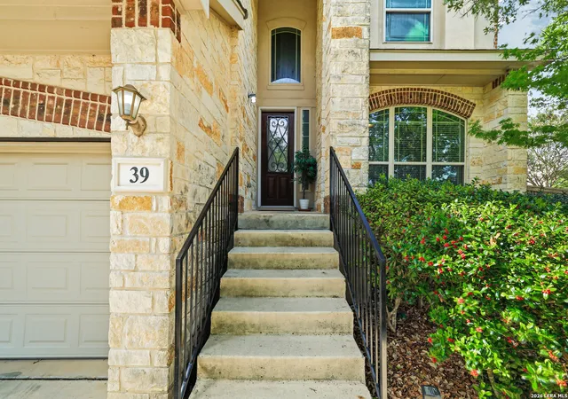Photo 2 of Single family home for sale at 39 Bighorn Canyon, San Antonio, TX 78258 | MLS# 1960283 | Listing updated on 2026-05-03