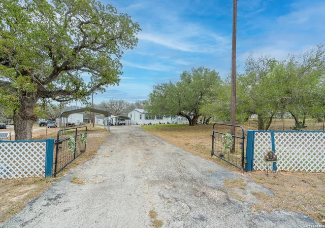 63rd image of 190 Bailee Cir, Poteet, TX 78065 | MLS# 1960329