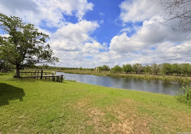 3rd image of 738 Lakeshore Dr S, Bandera, TX 78003 | MLS# 1960439