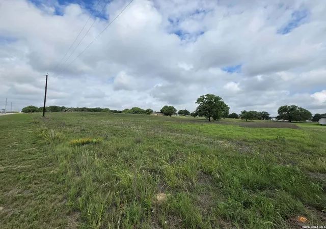 Photo 4 of Land for sale at 1866 County Road 319, La Vernia, TX 78121 | MLS# 1960473 | Listing updated on 2026-04-24