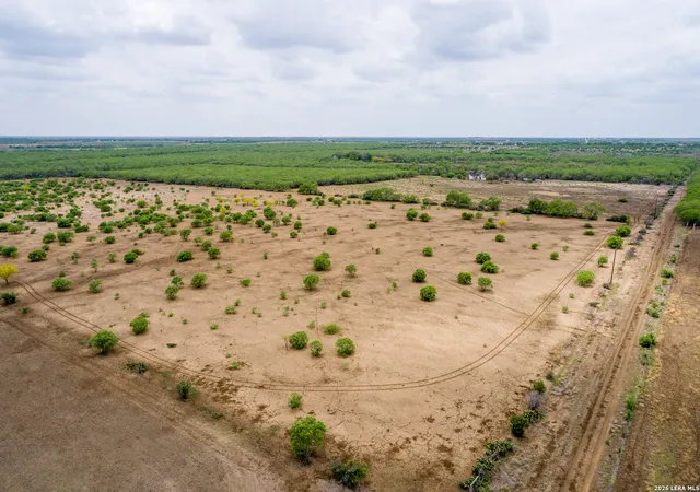 Photo 3 of Land for sale at 1277 County Road 138, Floresville, TX 78114 | MLS# 1960496 | Listing updated on 2026-08-11