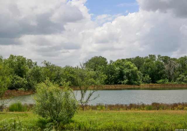 Photo 3 of House for sale at 1277 County Road 138, Floresville, TX 78114 | MLS# 1960496 | Listing updated on 2026-08-11