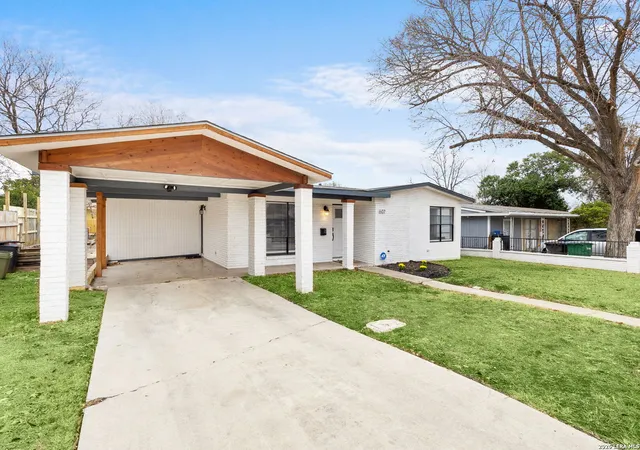 4th image of 607 Redcliff Dr, San Antonio, TX 78216 | MLS# 1960502