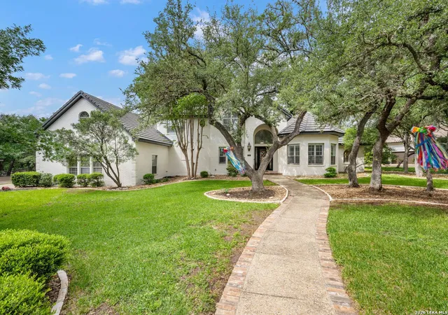 Photo 1 of Sale Pending at 5 Aspen Crk, San Antonio, TX 78248 | MLS# 1960523 | Listing updated on 2026-08-09