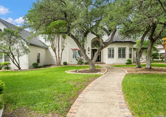 Photo 2 of Sale Pending at 5 Aspen Crk, San Antonio, TX 78248 | MLS# 1960523 | Listing updated on 2026-08-09