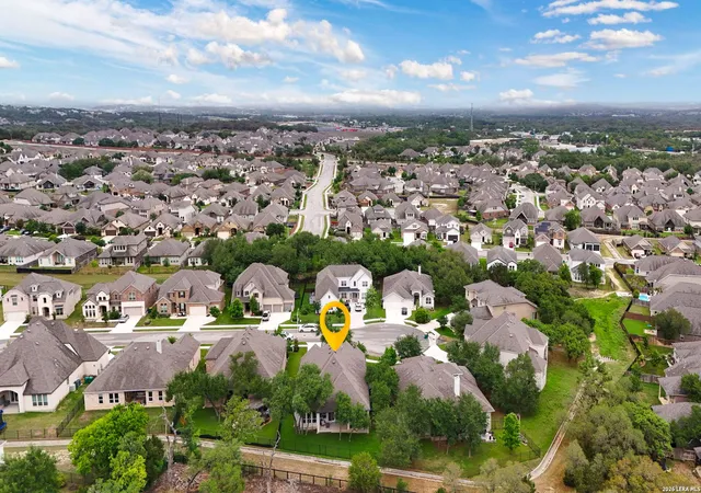 Photo 4 of Single family home for sale at 135 Wildrose Hill, Boerne, TX 78006 | MLS# 1960530 | Listing updated on 2026-04-23