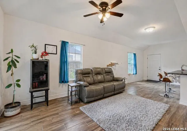 4th image of 367 Corliss, San Antonio, TX 78220 | MLS# 1960574