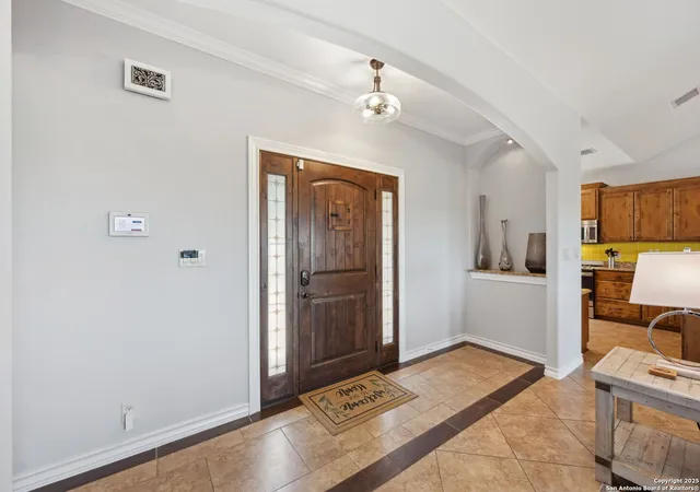 Photo 4 of Single family home for sale at 632 Lasso Loop, Canyon Lake, TX 78133 | MLS# 1960576 | Listing updated on 2026-05-04