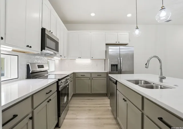 Photo 4 of Single family home for sale at 1143 Paniolo Dr, Boerne, TX 78006 | MLS# 1960586 | Listing updated on 2026-08-22