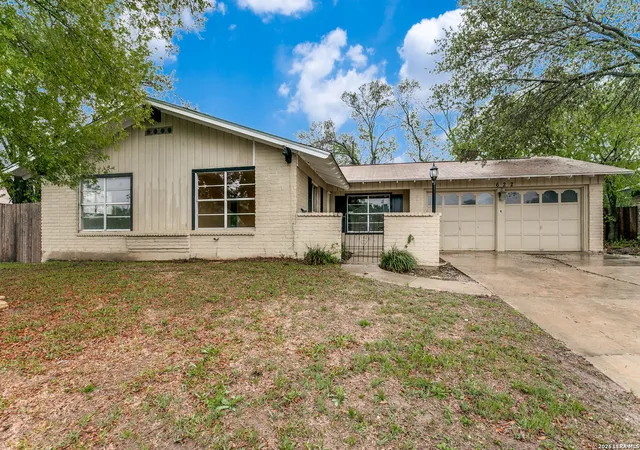 2nd image of 622 Trafalgar Rd, San Antonio, TX 78216 | MLS# 1960590