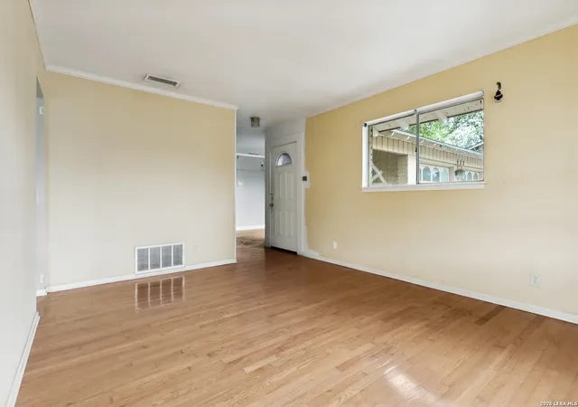 5th image of 622 Trafalgar Rd, San Antonio, TX 78216 | MLS# 1960590