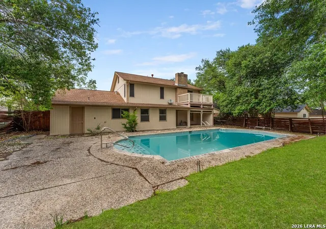 2nd image of 8326 Delphian Dr, Universal City, TX 78148 | MLS# 1960591