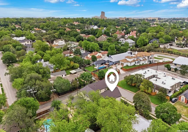 Homes for sale in Alamo Heights, TX | 171 Barilla Pl, Alamo Heights, TX 78209 | Houzeo