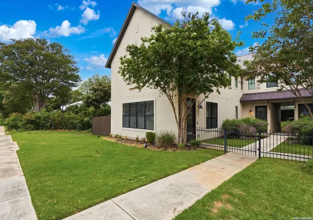 Homes for sale in Alamo Heights, TX | 171 Barilla Pl, Alamo Heights, TX 78209