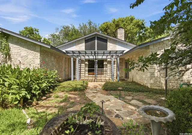 Homes for sale in Boerne, TX | 202 Azalea Trl, Boerne, TX 78006 | MLS# 1960620