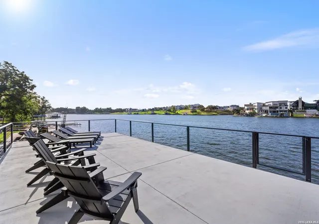 Photo 4 of Single family home for sale at 613 Lake St, Kingsland, TX 78639 | MLS# 1960649 | Listing updated on 2026-06-29