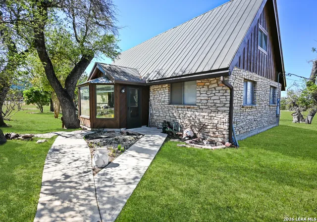 4th image of 348 Rocky Road, Pipe Creek, TX 78063 | MLS# 1960680