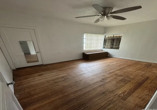Photo 3 of Single family home for sale at 560 W Lynwood, San Antonio, TX 78212 | MLS# 1960717 | Listing updated on 2026-05-04