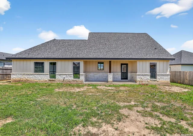 40th image of 721 N Dickson, Poth, TX 78147 | MLS# 1960759