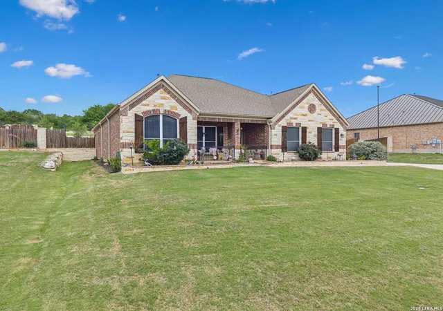 Photo 3 of Single family home for sale at 123 Cattle Dr, Castroville, TX 78009 | MLS# 1960817 | Listing updated on 2026-05-04