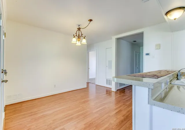 Photo 4 of Single family home for sale at 4431 Clear Spring Dr, San Antonio, TX 78217 | MLS# 1960818 | Listing updated on 2026-08-24