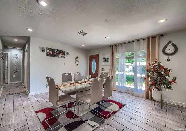 Photo 4 of Single family home for sale at 4339 Bright Sun St, San Antonio, TX 78217 | MLS# 1960825 | Listing updated on 2026-05-15