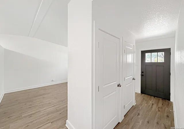 Photo 3 of Sale Pending at 250 Flintstone Ln, Universal City, TX 78148 | MLS# 1960837 | Listing updated on 2026-05-07