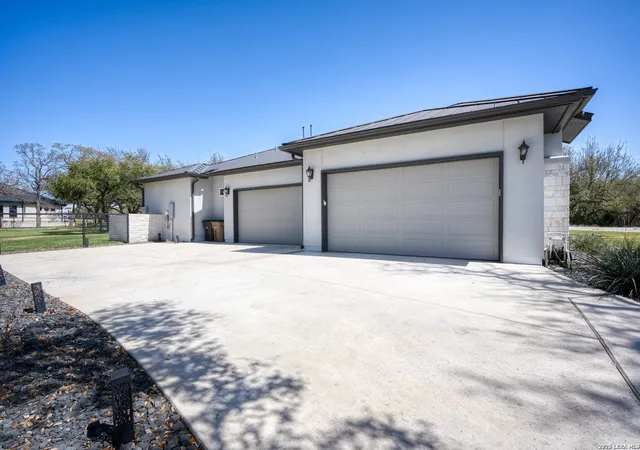 50th image of 916 Jenny Leigh Trl, Bulverde, TX 78163 | MLS# 1960906