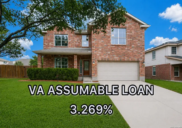 Photo 1 of Sale Pending at 117 Wright Cvs, Cibolo, TX 78108 | MLS# 1960917 | Listing updated on 2026-05-15