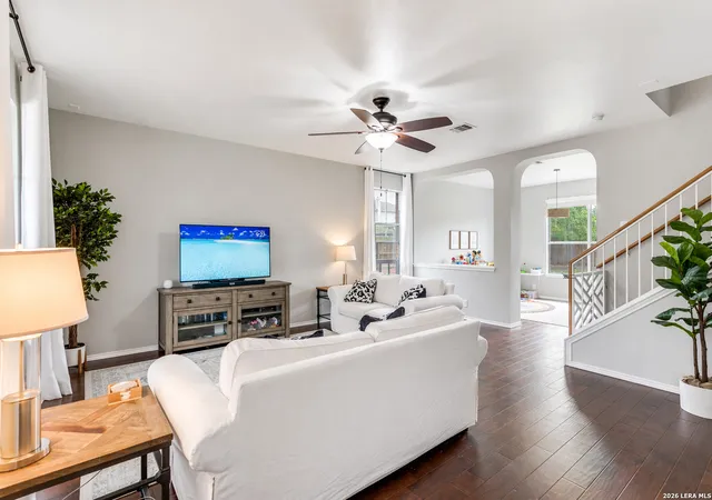 Photo 4 of Sale Pending at 117 Wright Cvs, Cibolo, TX 78108 | MLS# 1960917 | Listing updated on 2026-05-15