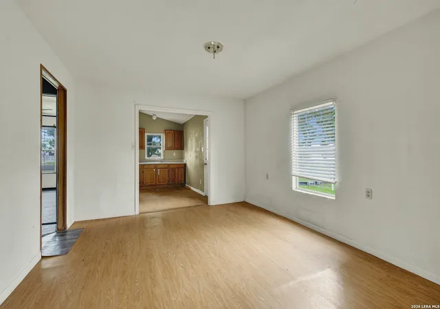Photo 4 of Single family home for sale at 517 Center St, Marion, TX 78124 | MLS# 1960926 | Listing updated on 2026-08-03