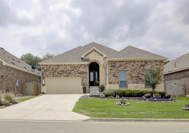 Photo 1 of Sale Pending at 1180 Nutmeg Trl, New Braunfels, TX 78132 | MLS# 1960960 | Listing updated on 2026-08-12