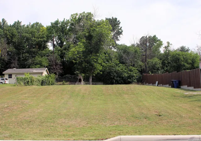 Land for sale at 546 Pershing Ave, San Antonio, TX 78209 | MLS# 1960962