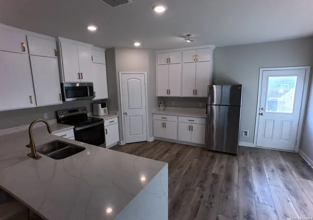 Photo 4 of Single family home for sale at 7330 Sharma Valley, San Antonio, TX 78252 | MLS# 1961010 | Listing updated on 2026-09-13