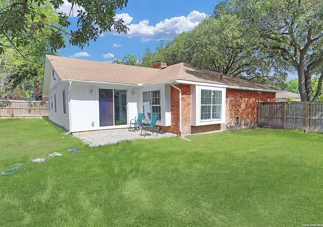 Photo 2 of Single family home for sale at 6403 Ridge Creek Dr, San Antonio, TX 78233 | MLS# 1961068 | Listing updated on 2026-06-03