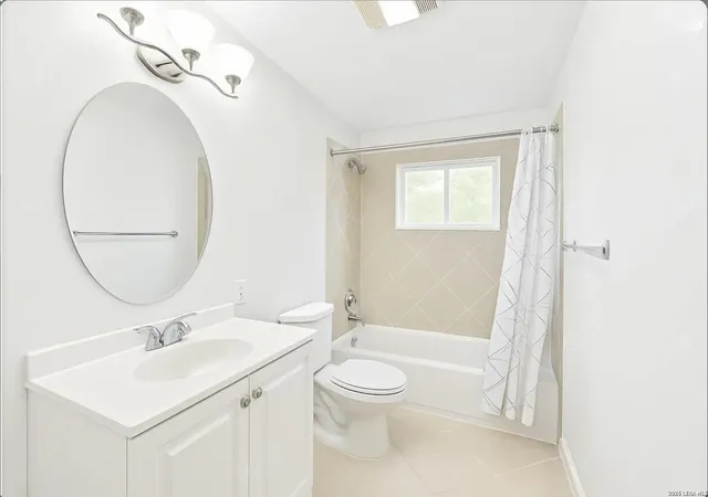 Photo 4 of Single family home for sale at 6403 Ridge Creek Dr, San Antonio, TX 78233 | MLS# 1961068 | Listing updated on 2026-06-03