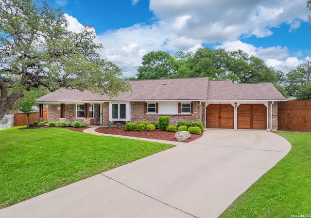Photo 2 of Sale Pending at 1252 Abbotsbury, Universal City, TX 78148 | MLS# 1961151 | Listing updated on 2026-05-04