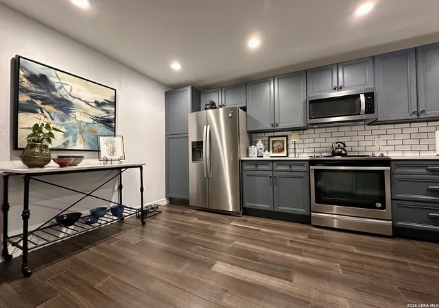 2nd image of 7709 Broadway #227, San Antonio, TX 78209 | MLS# 1961229