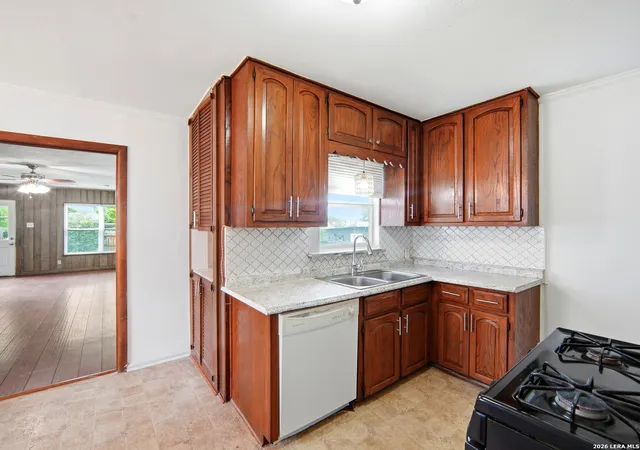 Homes for sale in San Antonio, TX | 1311 W Rosewood Ave, San Antonio, TX 78201 | MLS# 1961283
