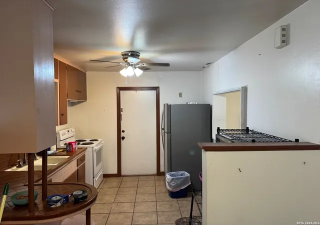 Photo 3 of Sale Pending at 134 Beryl Dr, San Antonio, TX 78213 | MLS# 1961337 | Listing updated on 2026-04-29