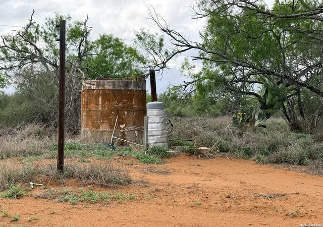 3rd image of 3980 Hwy 173, Jourdanton, TX 78026 | MLS# 1961375