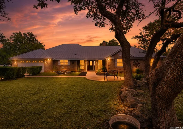 Photo 2 of Single family home for sale at 642 Phantom Rider Trl, Spring Branch, TX 78070 | MLS# 1961396 | Listing updated on 2026-10-08