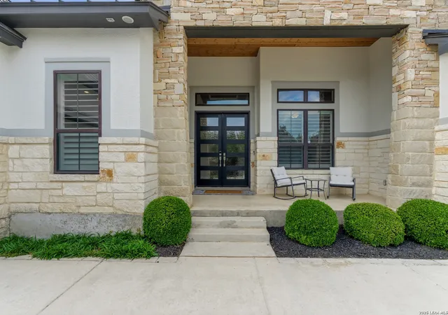 Photo 3 of Sale Pending at 3731 Las Casitas, San Antonio, TX 78261 | MLS# 1961428 | Listing updated on 2026-05-07