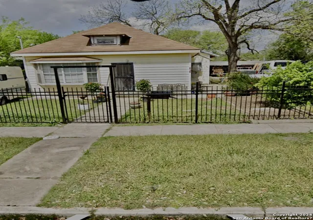 1st image of 219 Vine St, San Antonio, TX 78210 | MLS# 1961442