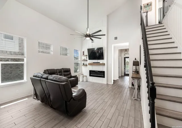 Photo 3 of Single family home for sale at 646 Overlook Rdg, Cibolo, TX 78108 | MLS# 1961477 | Listing updated on 2026-07-15