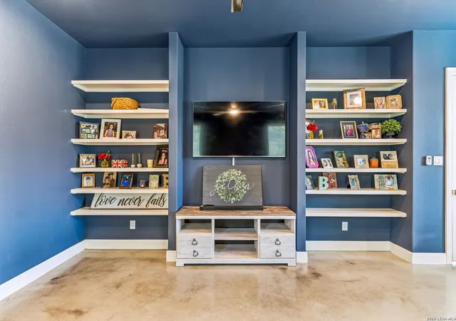 Photo 3 of Single family home for sale at 521 Rittimann Rd, Spring Branch, TX 78070 | MLS# 1961497 | Listing updated on 2026-10-09