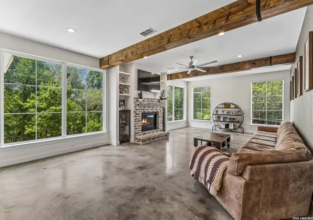 Photo 1 of Single family home for sale at 521 Rittimann Rd, Spring Branch, TX 78070 | MLS# 1961497 | Listing updated on 2026-09-21