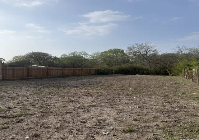 Photo 4 of Land for sale at 3107 Saunders Ave, San Antonio, TX 78207 | MLS# 1961568 | Listing updated on 2026-05-08