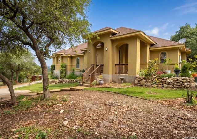 2nd image of 17132 Bandera Rd, Helotes, TX 78023 | MLS# 1961592